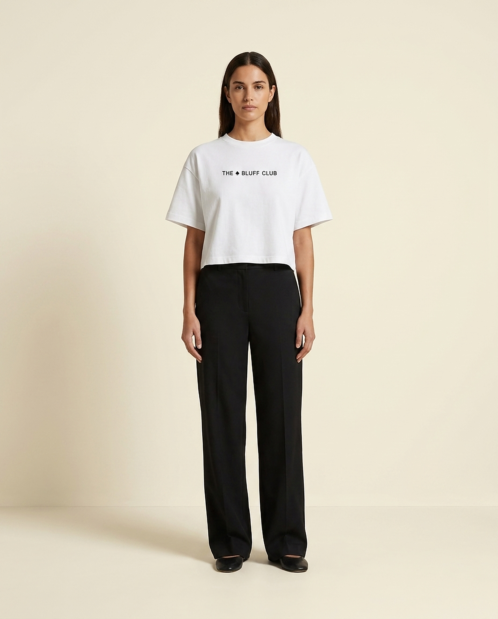 T-shirt Cropped Blanc — studio face
