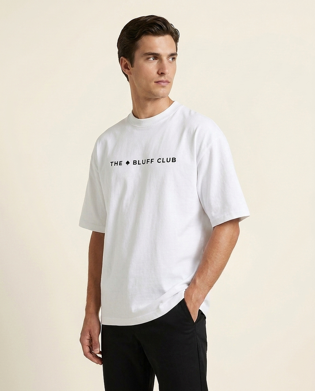 White Edition — studio trois-quarts