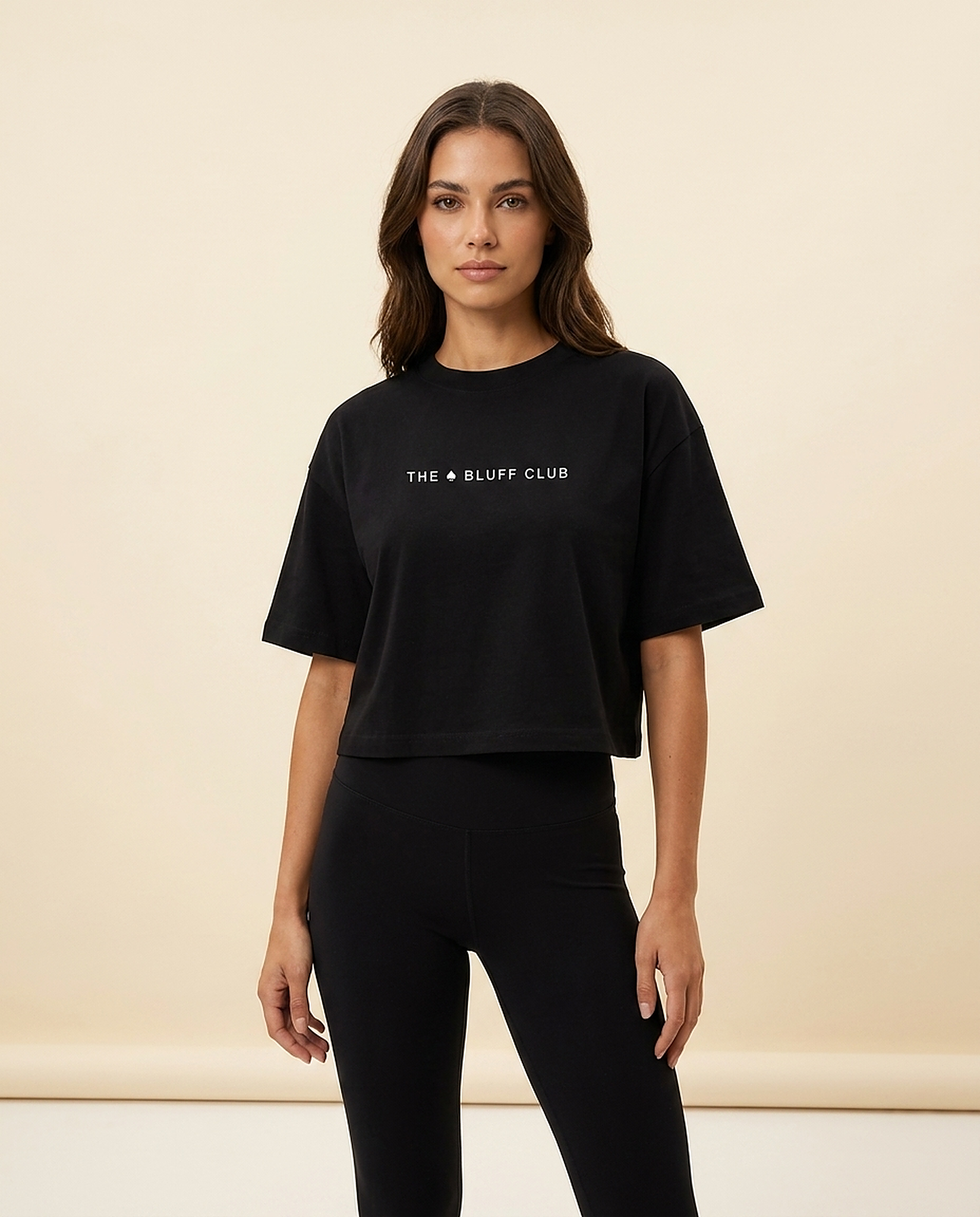 T-shirt Cropped Noir — studio face