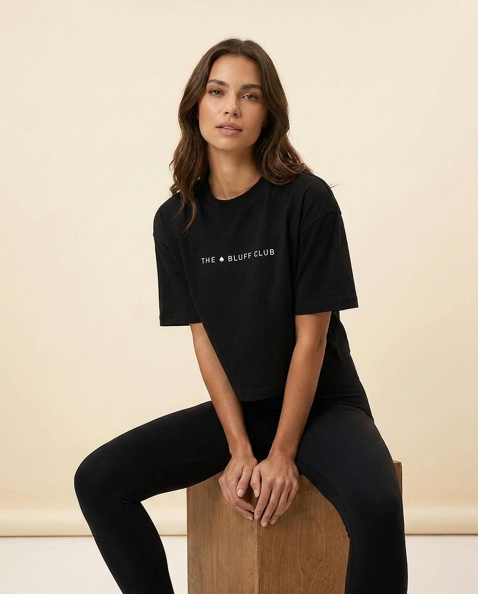 T-shirt Cropped Noir — studio assis